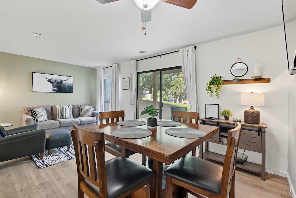Branson Getaway Retreat For 4
