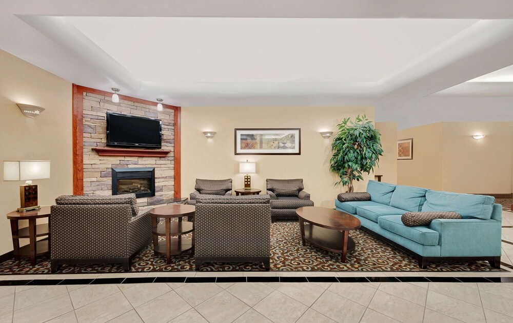 Sonesta Essential Hotels Odessa view 3
