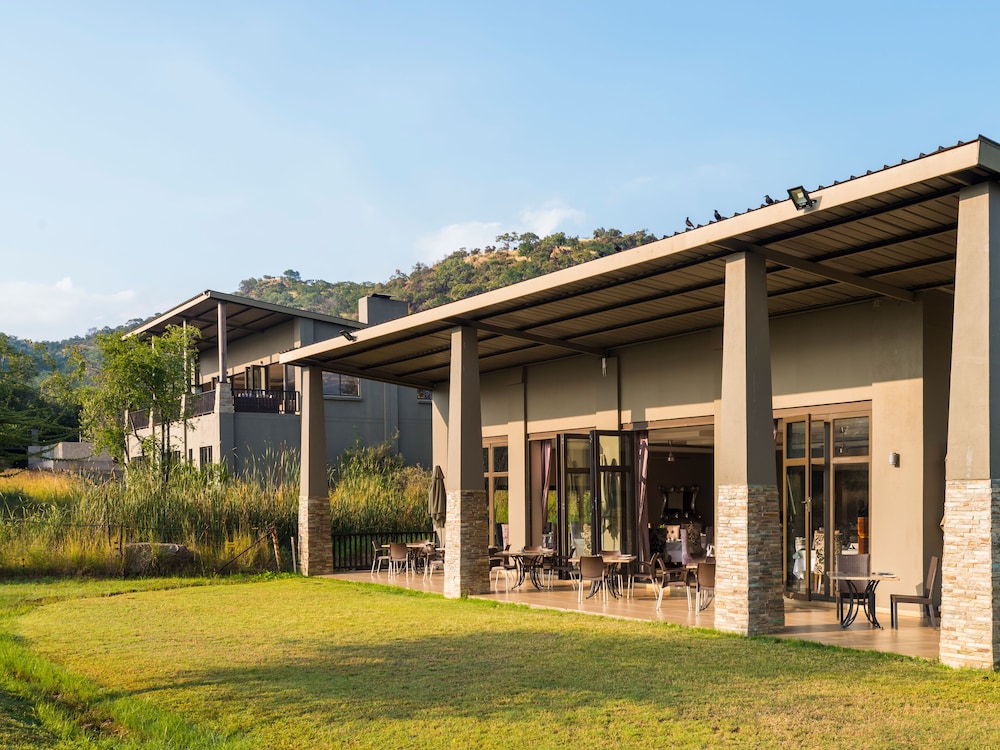 Shepherd's Tree Game Lodge