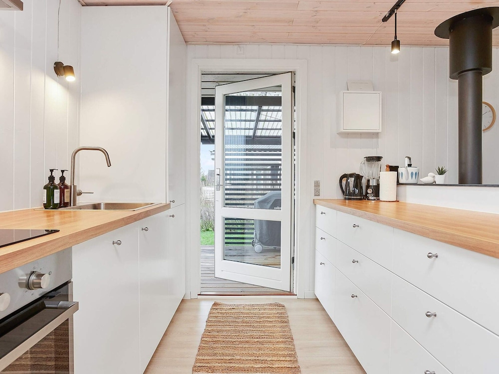 6 Person Holiday Home in Juelsminde
