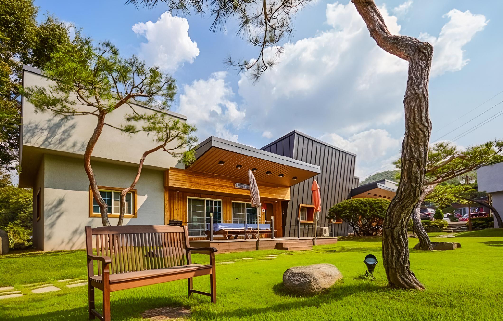 Cheongju Okhwayongsojelpyeong Pension