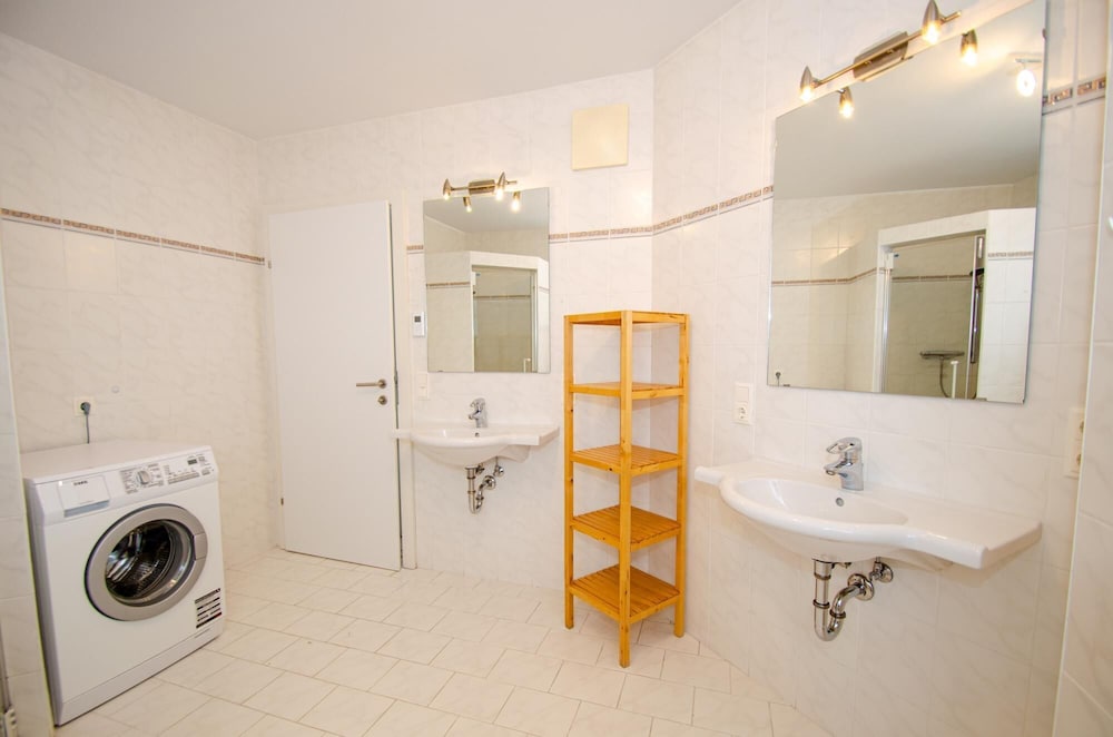 Penthouse A Zell am See With Lake View