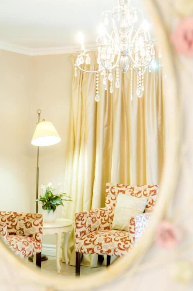 Amoris Guest House - Waterkloof Ridge