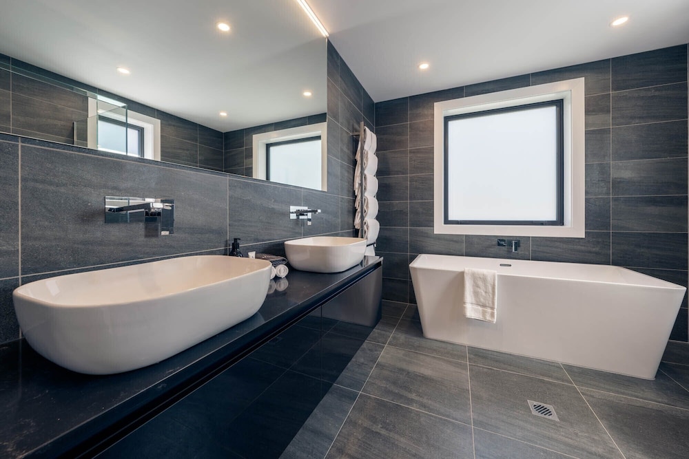 Wanaka Vacations - Marina Terrace Apartments - Property Image 12