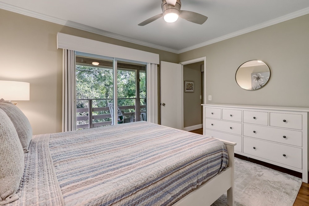 Amelia Landings 9e 2 Bedroom Condo