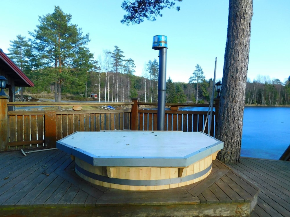 Lake View Cabin view 4