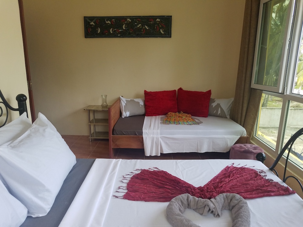 Bwejuu Beach Palm Villa