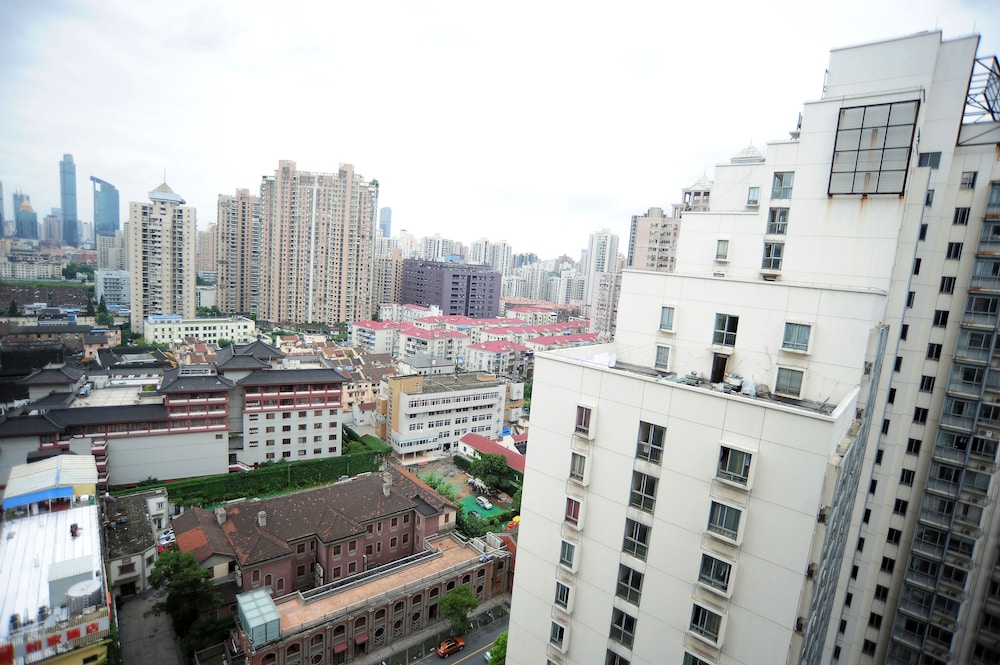 The Sidihome Service Apartment (Saintland Shop)