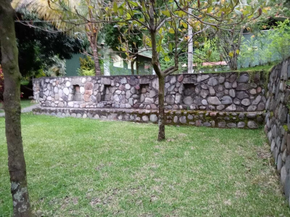www.ecoterralodge.com