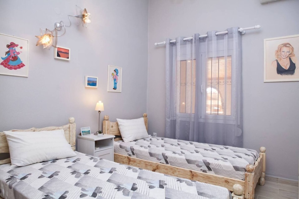 Feels Like Your Home at Ermioni view 2