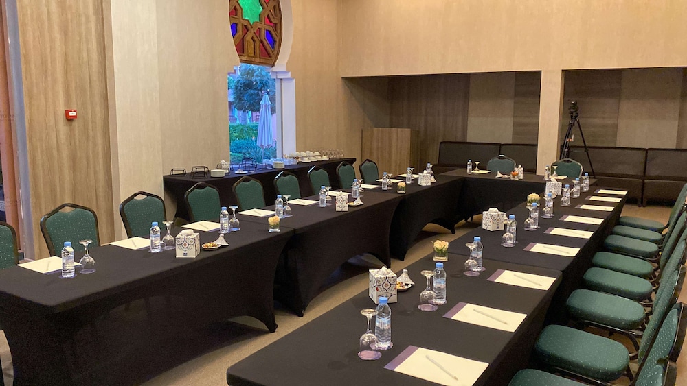 meeting & event spaces