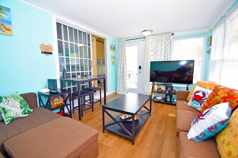 White Horse Park-spinnaker Lane 96 4 Bedroom Home