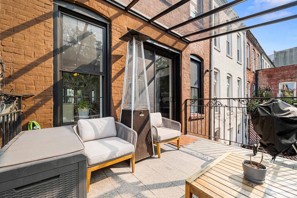 Bainbridge by Rove Duplex w Deck Backyard