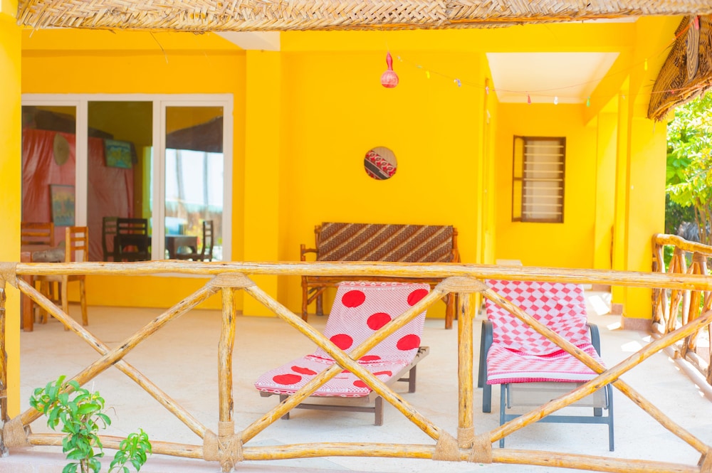 Bwejuu Beach Palm Villa