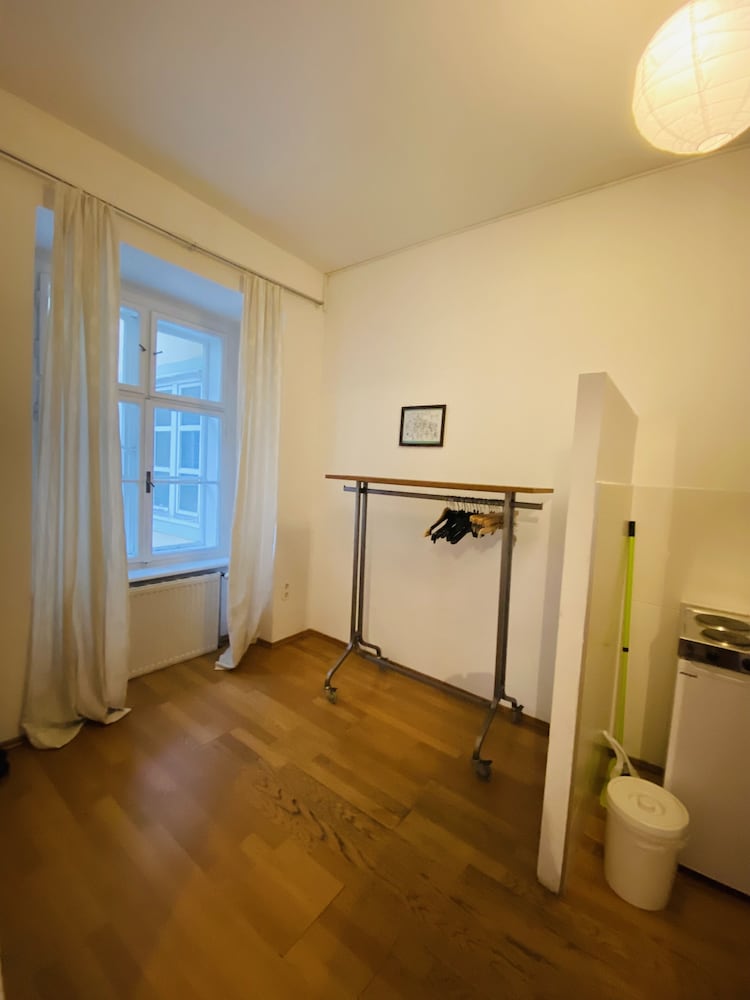 Hans-Sachs-Gasse 10