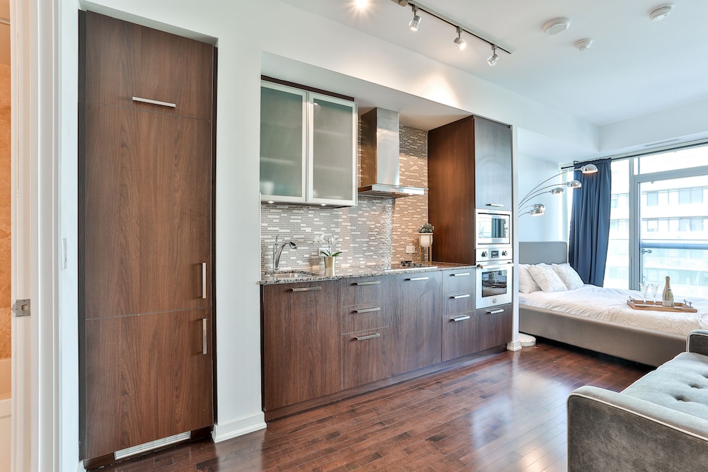 City View High-Rise Condo - Image 3