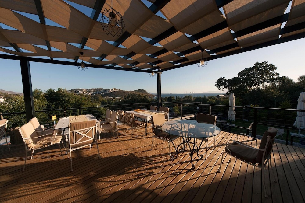 Metin's Gumusluk - Image 31