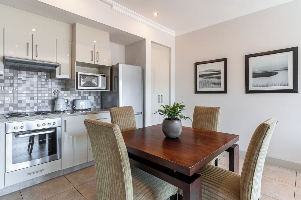 Hermanus Vacations - Harbour House Hotel - Property Image 45