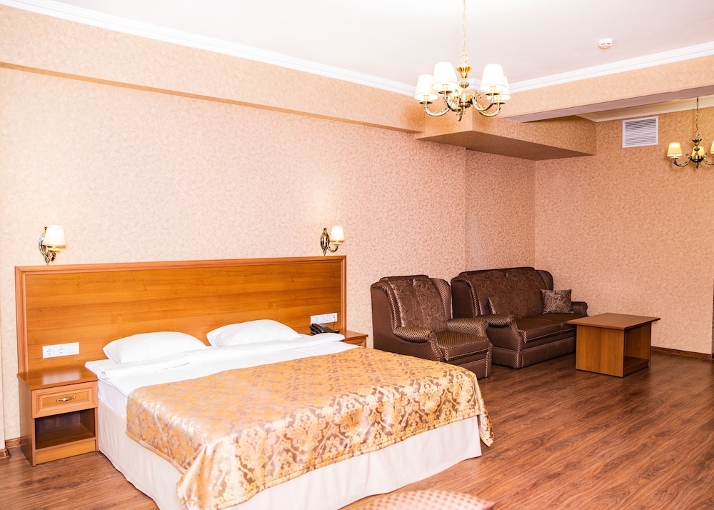 Hotel Liberty Fly