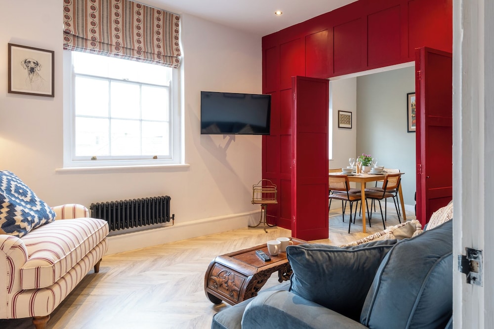 Stunning HighStreet Escape in Cheltenham