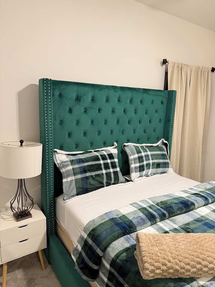 Luxury 3BR for Families Nurses and Group