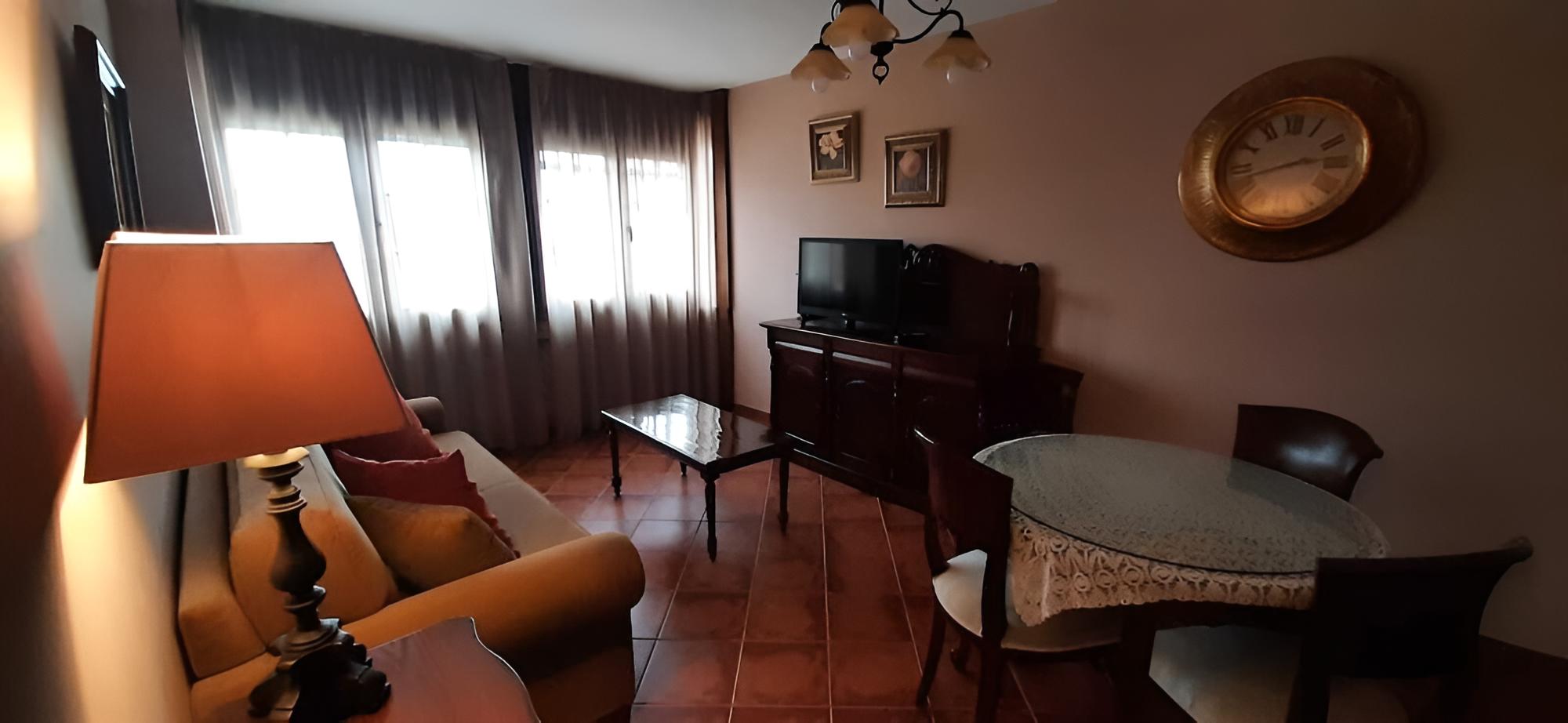 Apartamentos Turísticos El Nogal