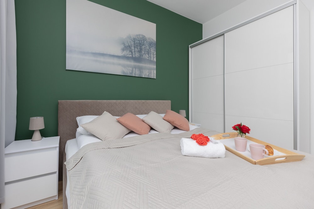Warsaw Apartment Postępu by Renters view 2