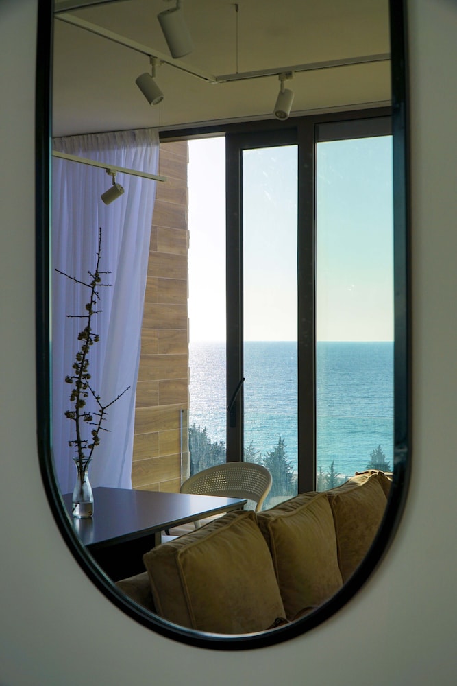 Olea Residence, Luxury sea View Apartment With Private Beach