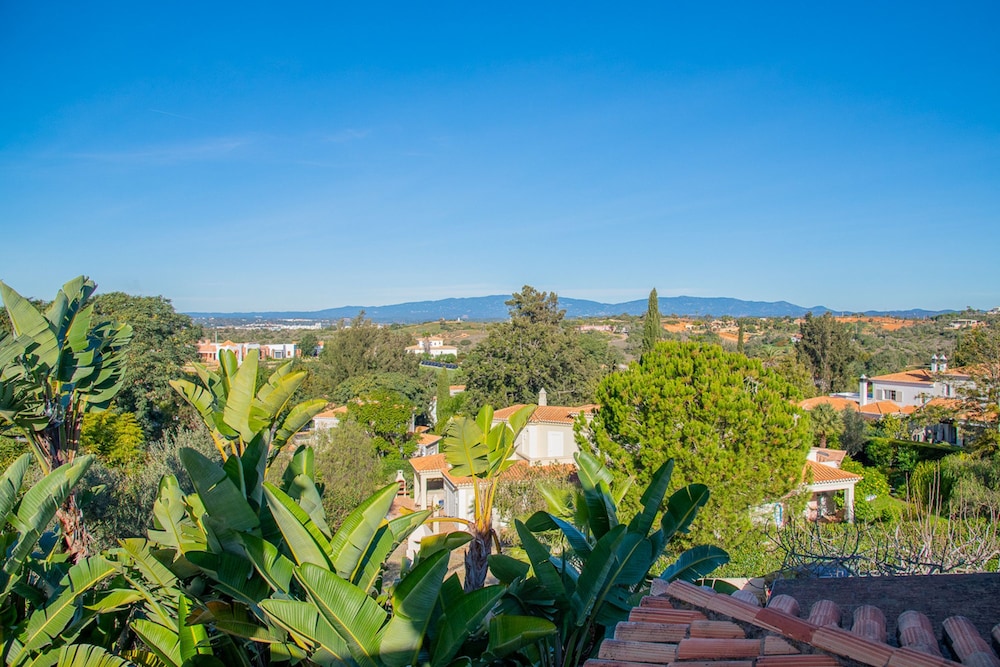 Casa Bela Vista in Est Mbar