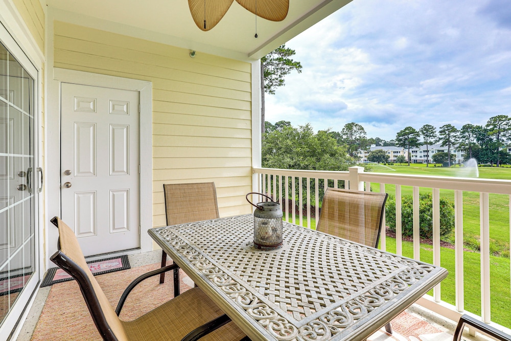 Golf Course Getaway w/ Pool Access in Myrtle Beach