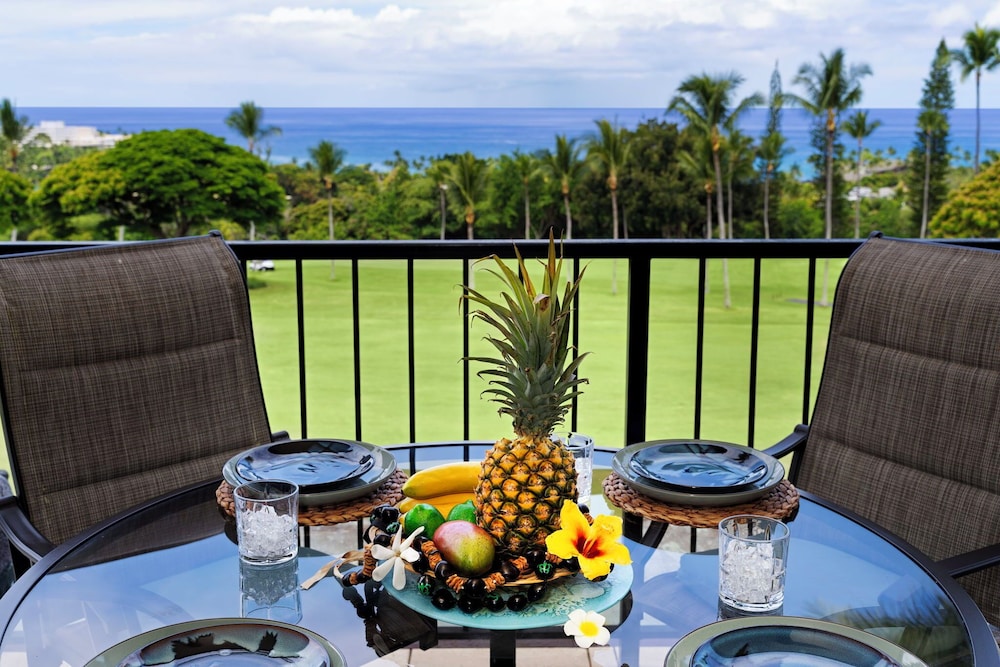 Fantastic Ocean & Golf Course Views - Close to Shopping & Beaches - Vrkcv
