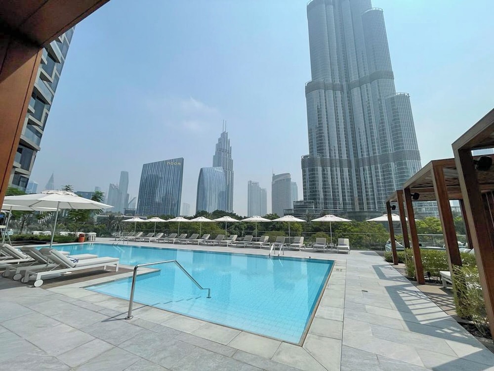 Address Residences Dubai Opera - Burj Khalifa City Views 2 & 3-Bedroom Apartment 1 minute walk to Burj Khalifa, Dubai Mall, Dubai Fountain by Heaven Crest