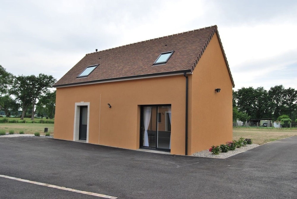 Villa in Monce-en-belin Near Le Mans Circuit