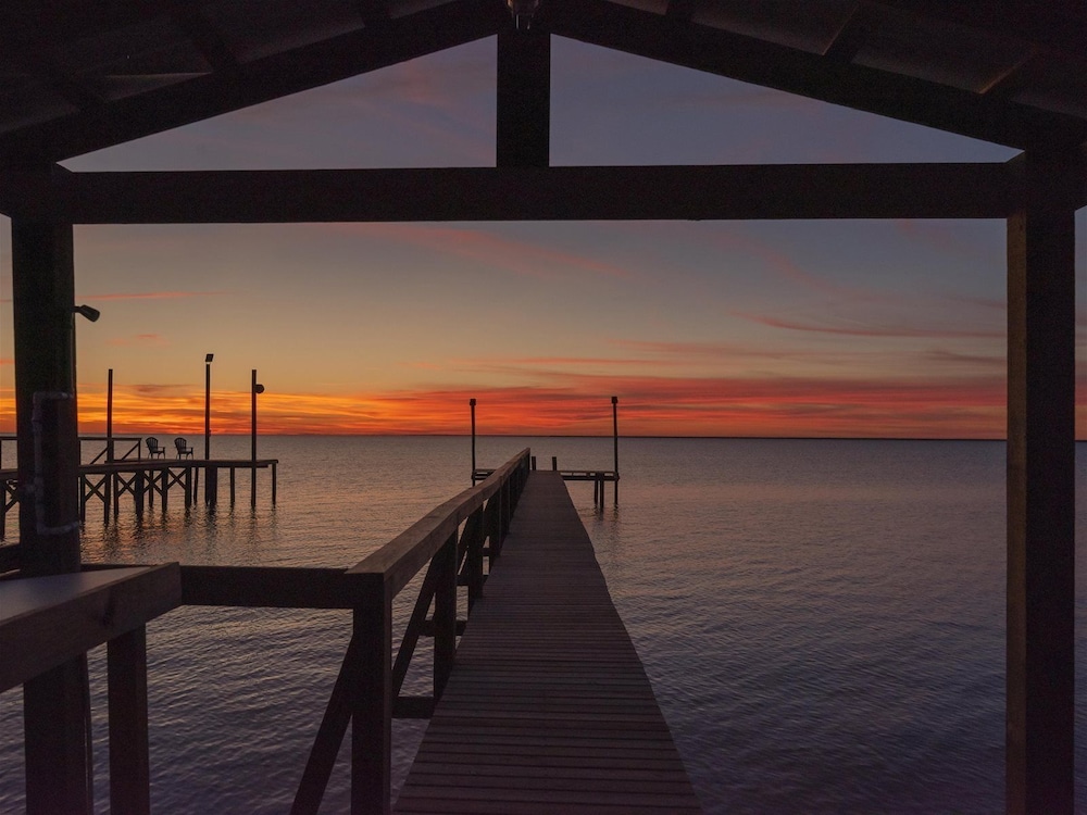 Lillybet's Landing view 5