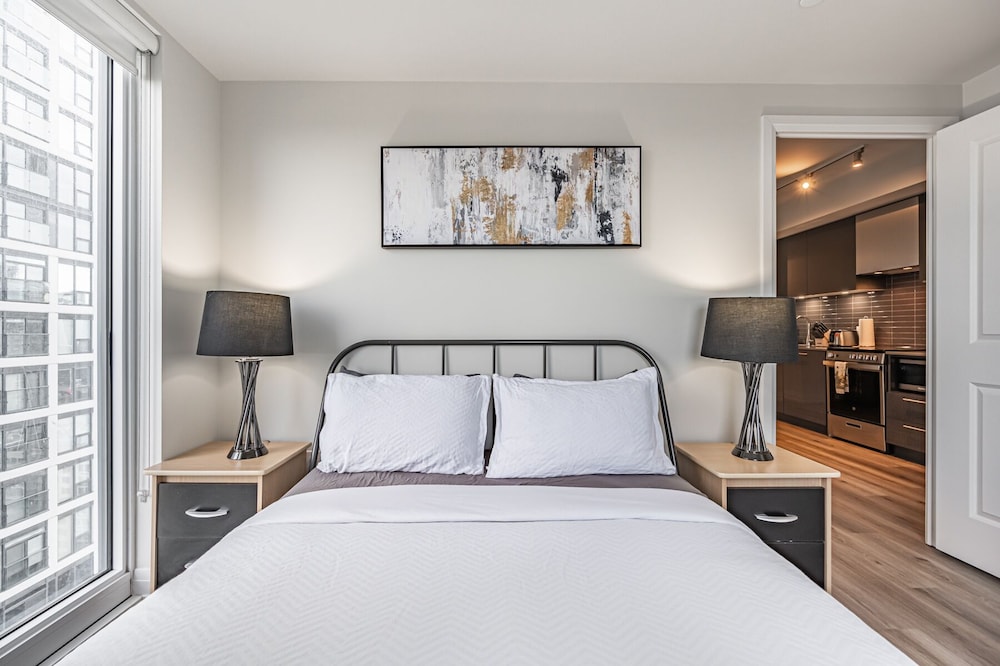 Jarvis Vacation Suites - Image 3