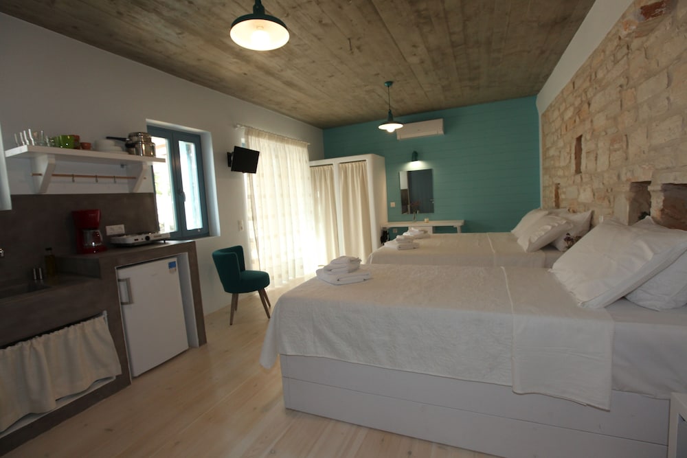 Photo 48