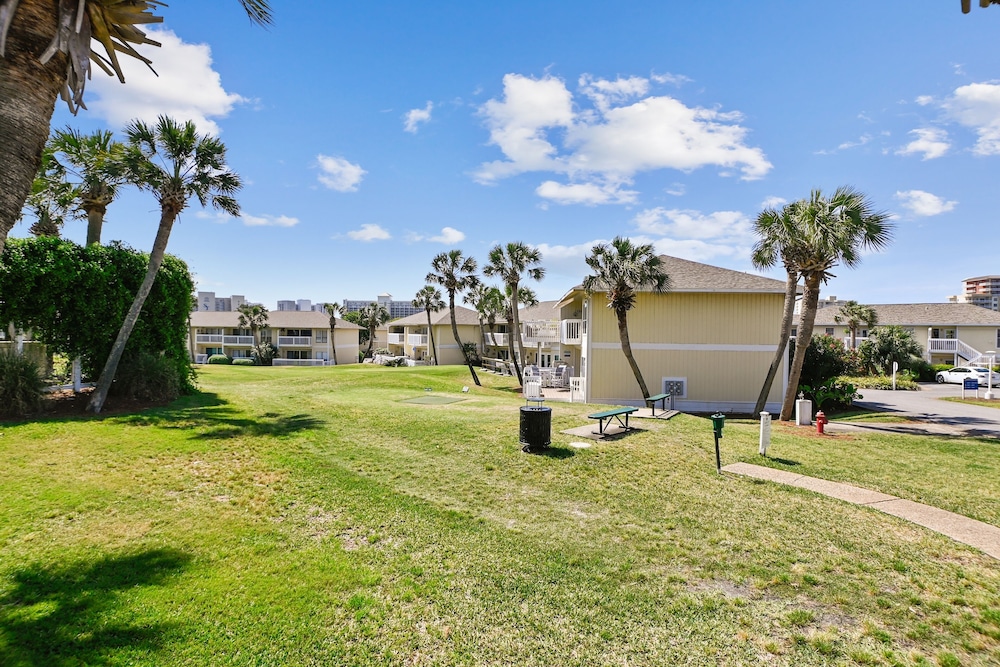 Sandpiper Cove 1074 1 Bedroom Condo by RedAwning