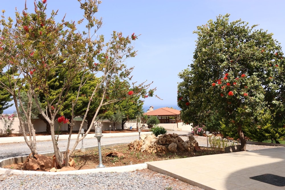 Villa Angelika Two-storey House With Pool for 7
