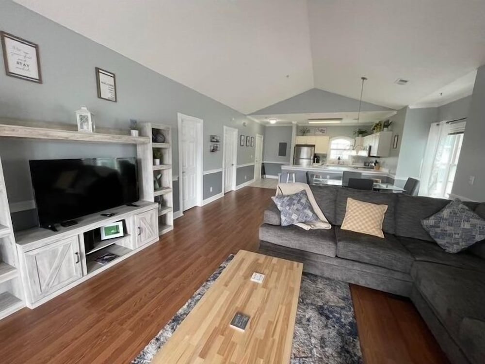 Magnolia North 4839-301 2 Bedroom Condo