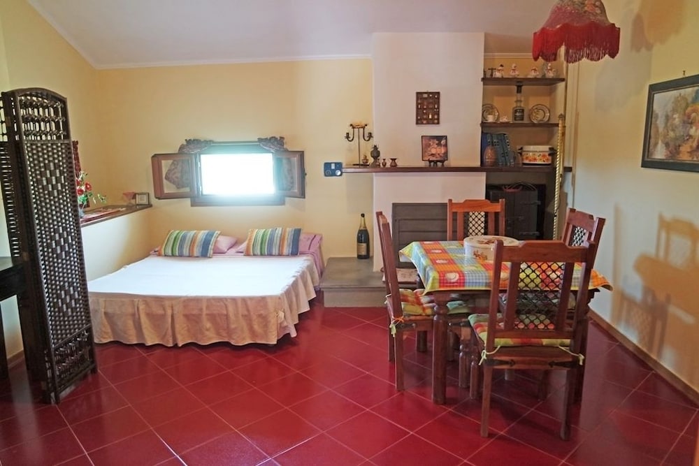 Emanuele Apartments view 4