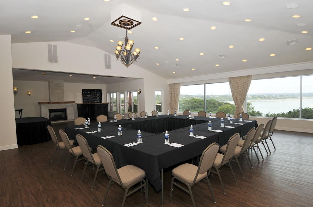 Vintage Villas Hotel Events - Property Image 13