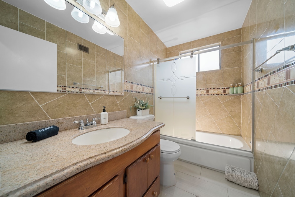 @ Marbella Lane - Serene and Pristine Home