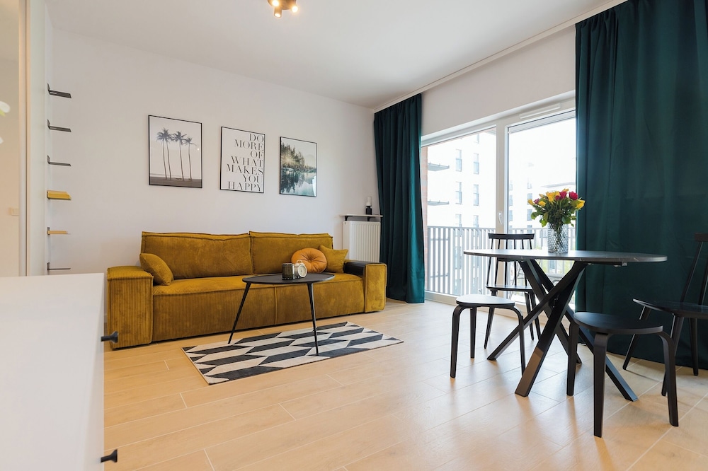 ShortStayPoland Szwedzka B71 view 3