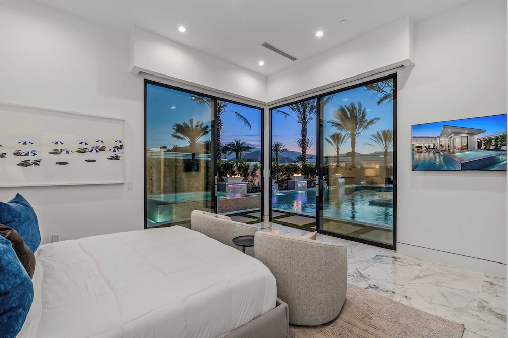 Villa Sleeps 17 w/ Pool, Firepit, Putting Green Bravo Villa 3 by Avantstay
