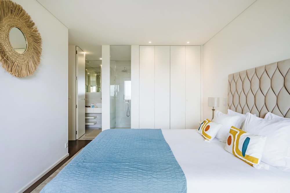 Ocean Views Oasis at S. Felix da Marinha