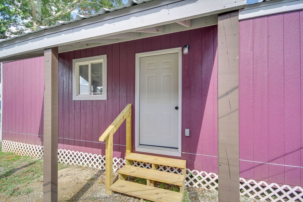 Pet-friendly Picayune Tiny Home Near Space Center! view 4