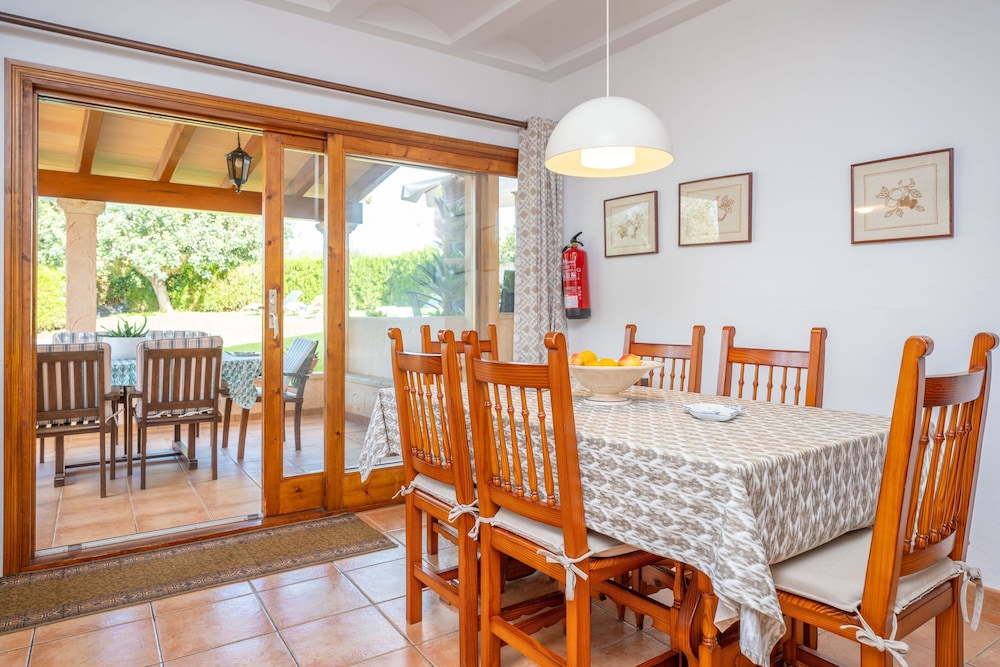 Reynes in Mallorca With 3 Bedrooms and 2 Bathrooms