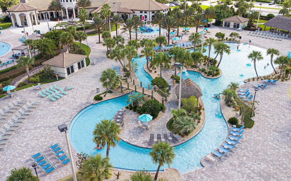 396 - 4bd/3ba Luxurious Homechampions Gate Resort