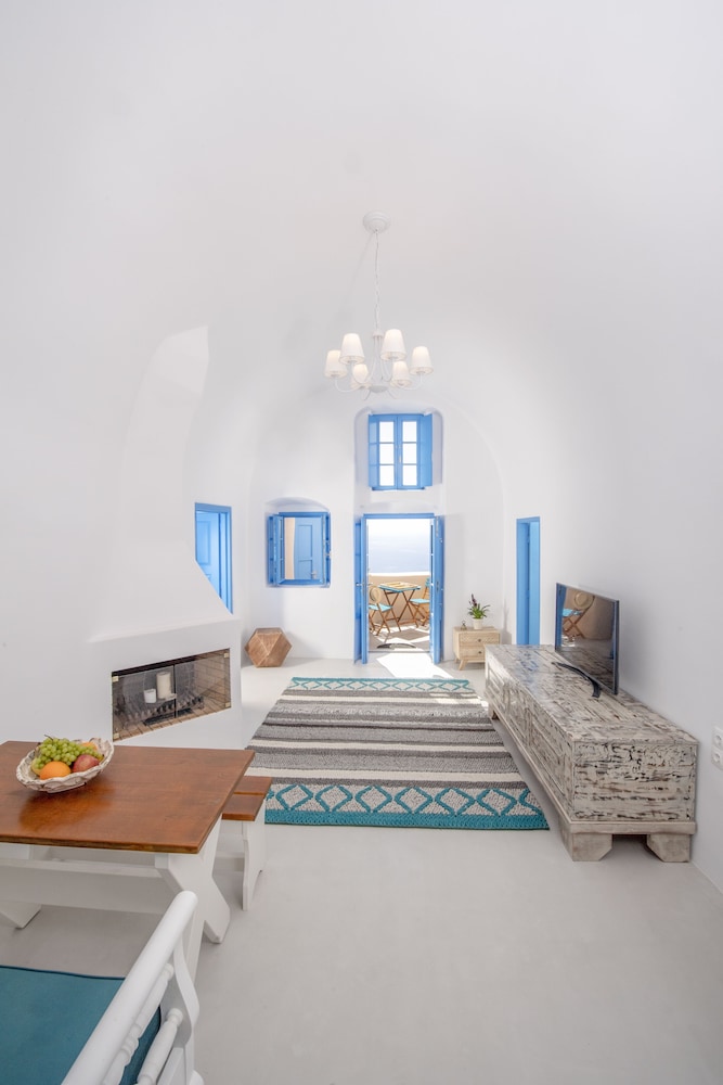 Anemi House & Villas