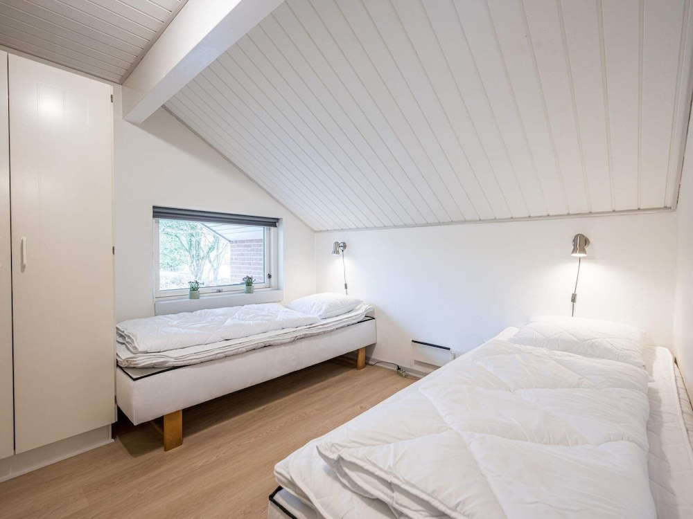 8 Person Holiday Home in Oksbol view 3